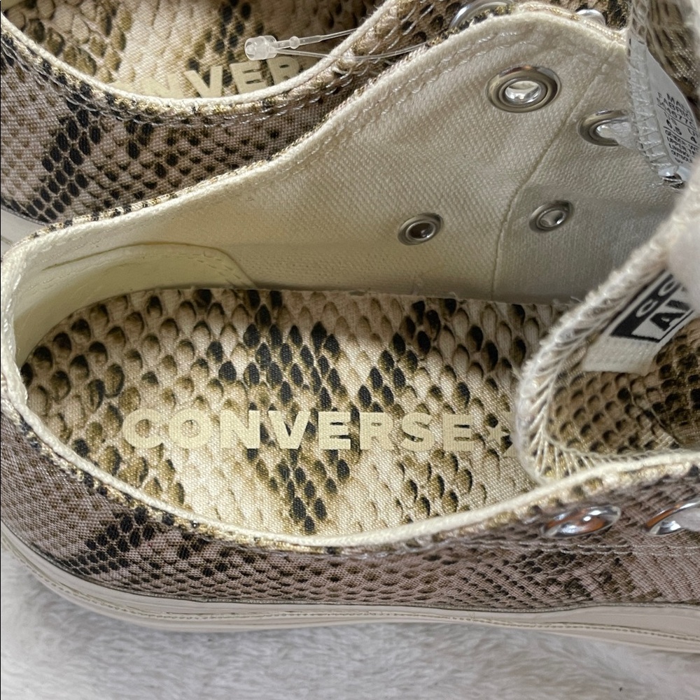 Converse Low Top Sneakers in Beige Snake Print with White Soles - Picture 7 of 10